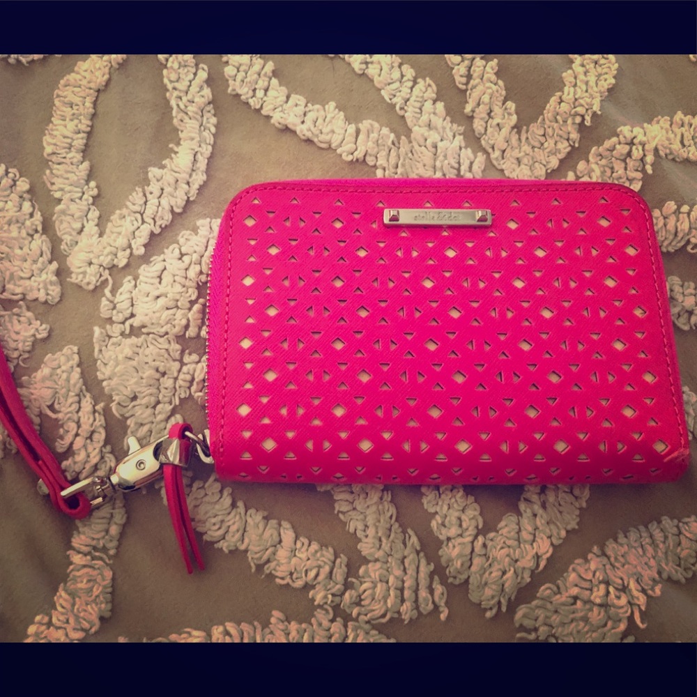 Stella and Dot Hot Pink Wristlet